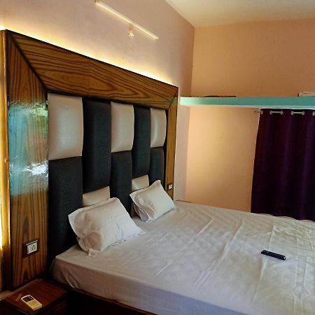 Hotel Green Park Dzsabalpur Kültér fotó