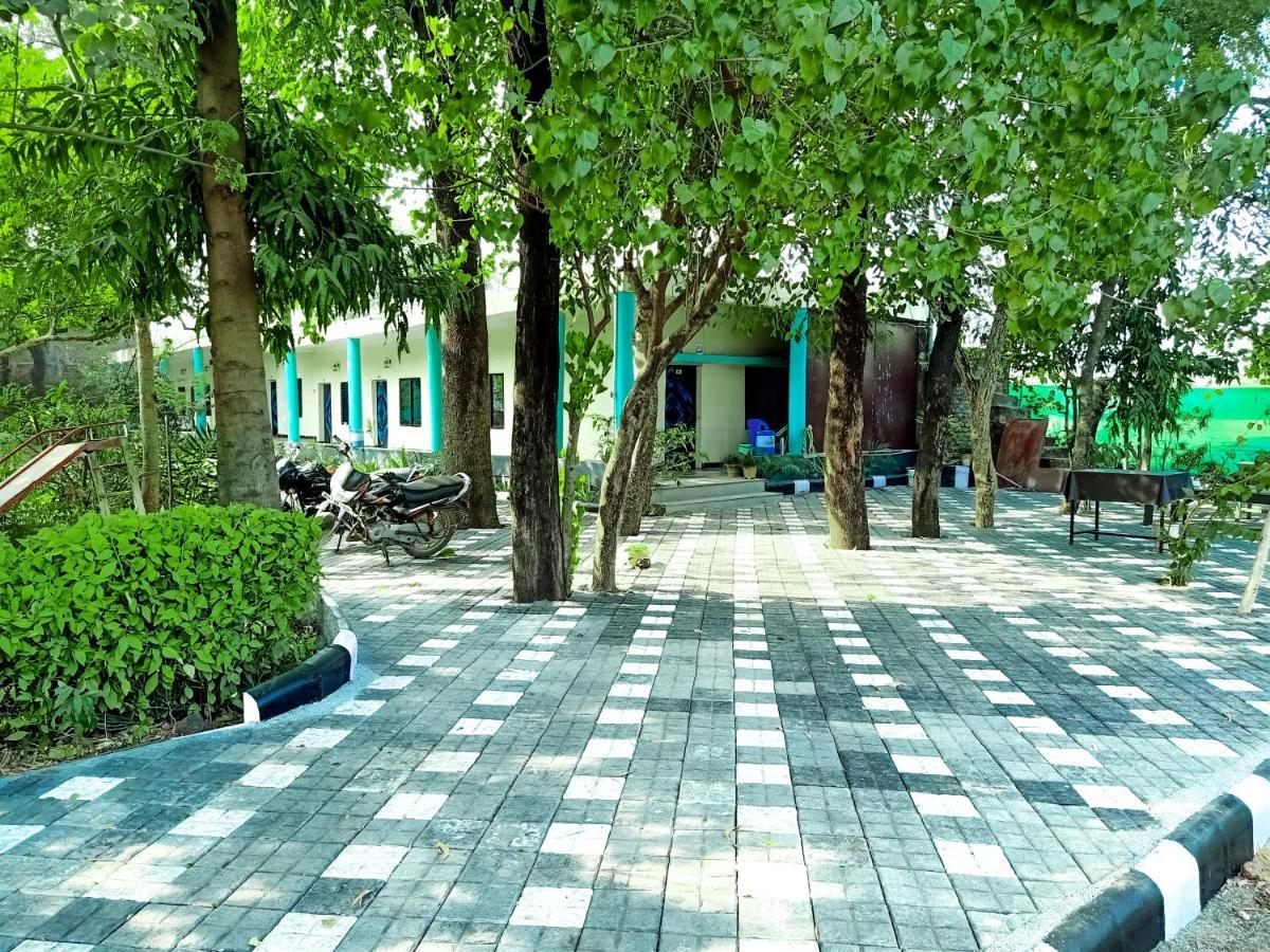 Hotel Green Park Dzsabalpur Kültér fotó